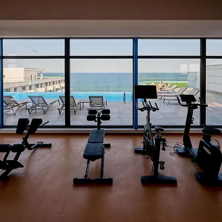 Sea-esta In Infinity