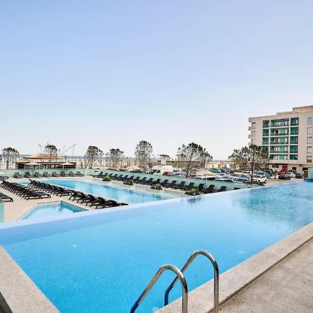 Sea-esta In Infinity * Mamaia